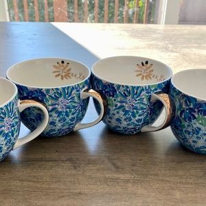 Lilly Pulitzer coffee mugs